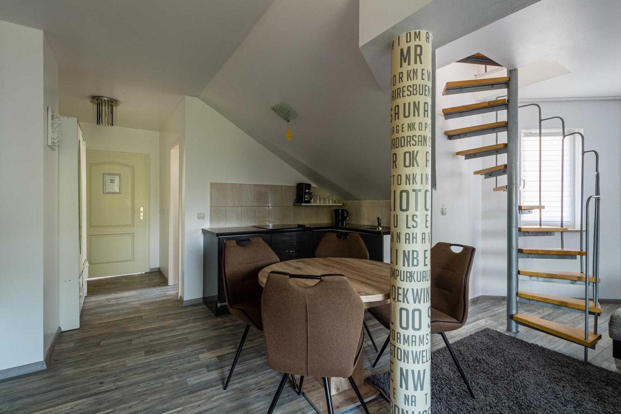 Voyage Pension Leipzig Extérieur photo